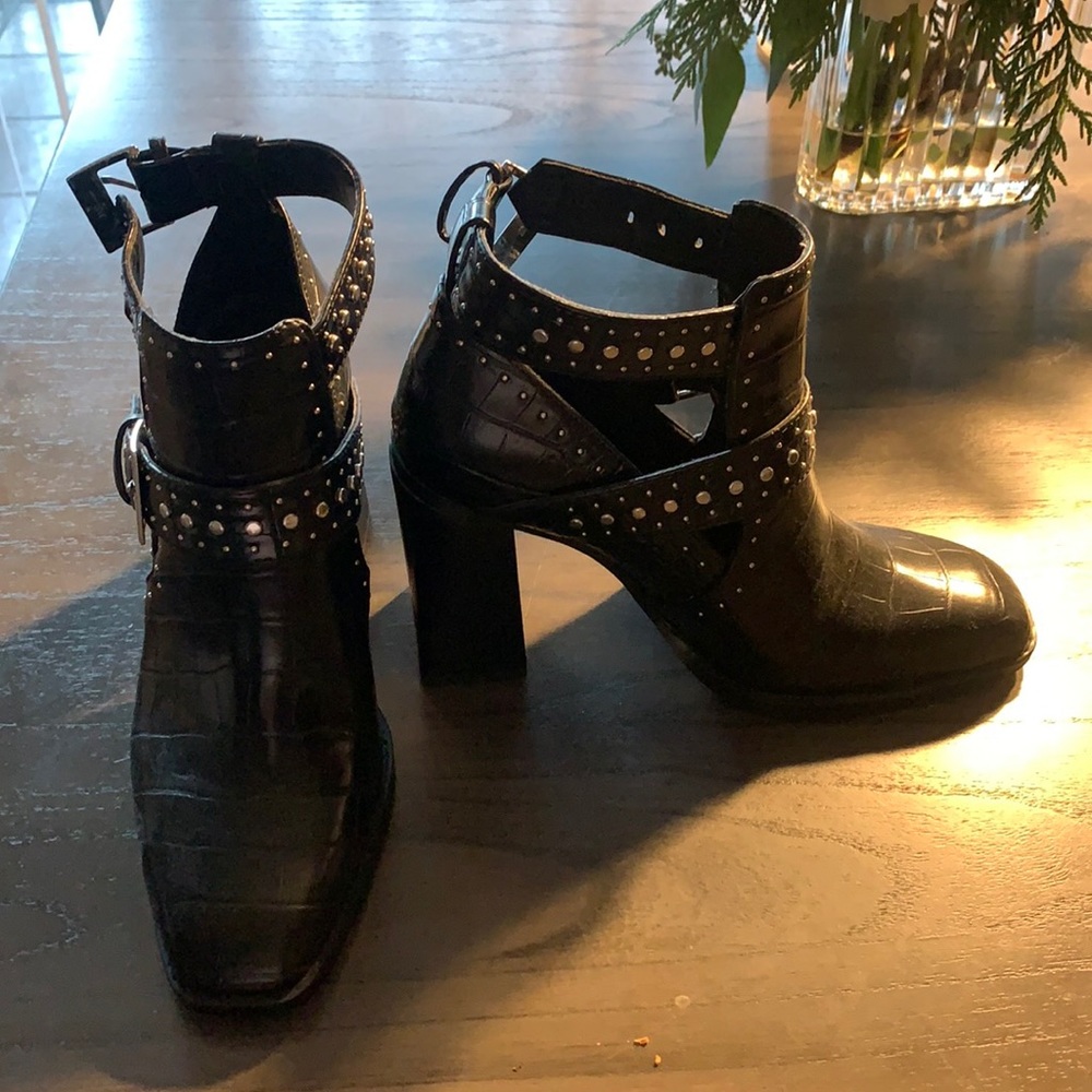 Zara ankle booties size 7 NWOT